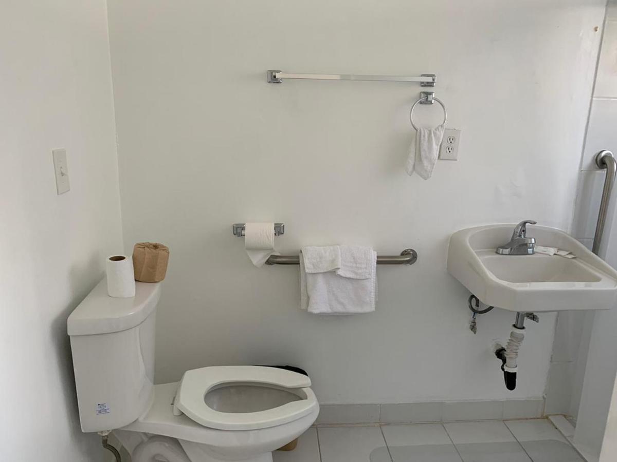 Encore Inn Inglewood Zewnętrze zdjęcie
